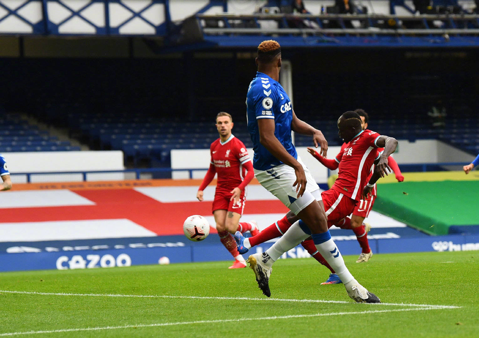 这种身形与 这种身形与